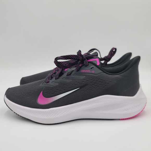 Nike Air Zoom Winflo 7 'Dark Smoke Grey Fire Pink' Women sz 8 Running - Picture 2 of 11